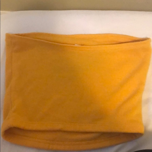 Crop top - Picture 2 of 2